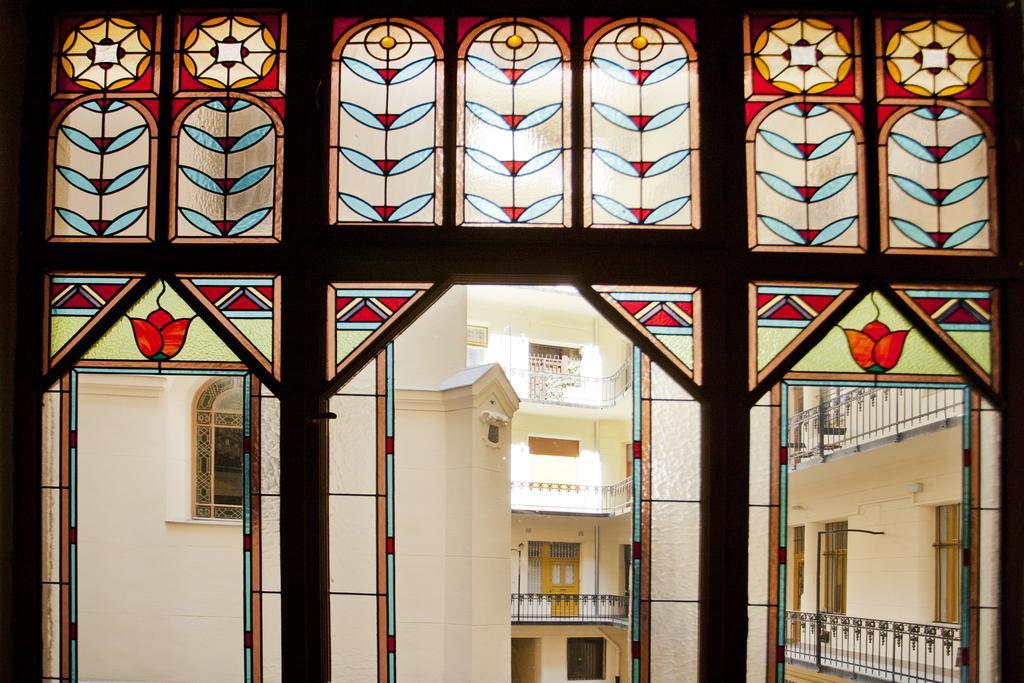 Riverside Flat With King Castle View — Photos 3